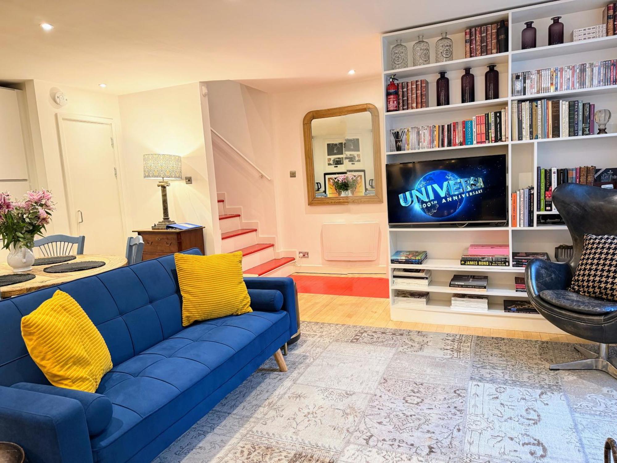 Spacious West End Duplex Apartment, W1 Central Лондон Екстериор снимка